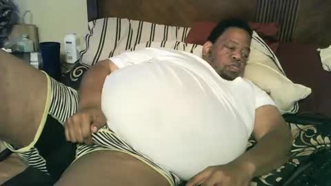 Snapshot of biggyscorpio chatting on October 15, 5:32 am biggyscorpio online show from October 15, 5:32 am