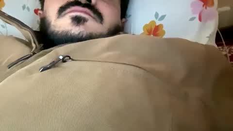 bighandsomesatisfy online show from February 5, 9:57 am