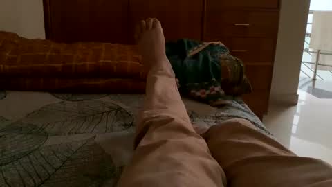 bighandsomesatisfy online show from March 4, 10:57 am