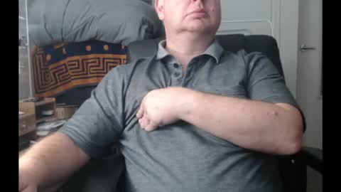bighorn1981 online show from May 16, 1:57 am