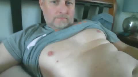 bigjimm71 online show from May 5, 11:27 am