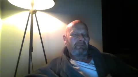 bigmike3339 online show from February 27, 4:57 am