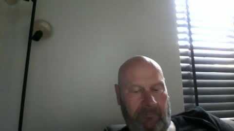 bigmike3339 online show from April 23, 8:33 am