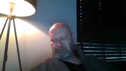 bigmike3339 online show from February 26, 7:34 am