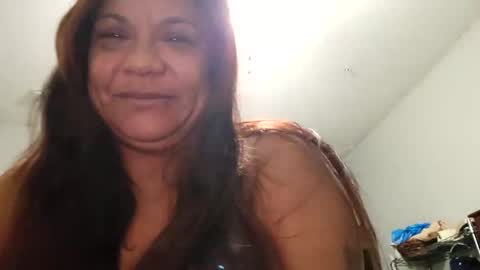 the Mini mami online show from October 6, 7:48 am