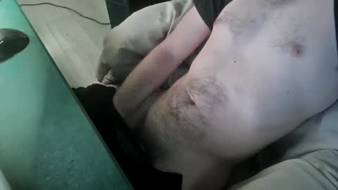 Snapshot of bigpeepdude chatting on December 30, 10:45 pm bigpeepdude online show from December 30, 10:45 pm