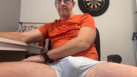 bigragazz21 online show from February 9, 7:34 am