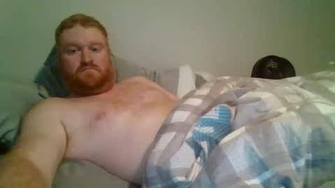 bigred92899 online show from April 30, 4:06 am