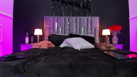Zayra online show from July 7, 4:36 am