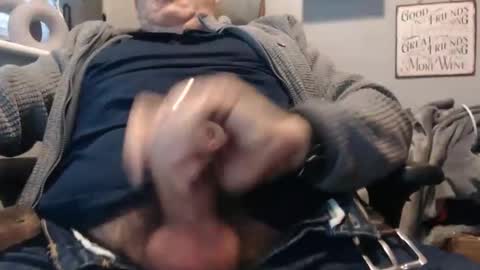 Snapshot of bigtone2_1968 chatting on October 27, 4:29 pm bigtone2_1968 online show from October 27, 4:29 pm