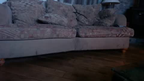 bigwoodman831 online show from April 11, 1:15 pm