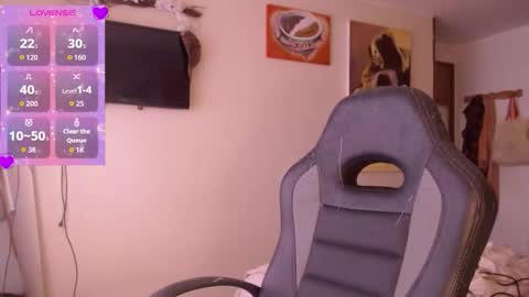 biigbooty_ online show from December 15, 5:31 pm