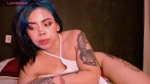 biigbooty_ online show from January 15, 2:53 am