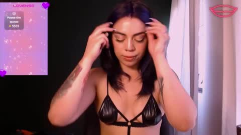 biigbooty_ online show from April 30, 6:35 pm