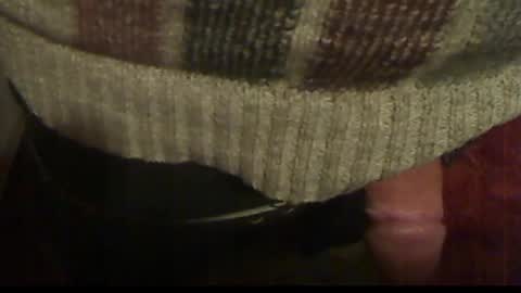 Snapshot of bill_25061 chatting on February 17, 9:43 pm bill_25061 online show from February 17, 9:43 pm