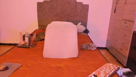 Billie Simons online show from January 18, 11:25 pm