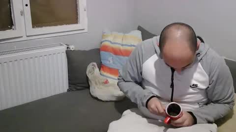 George  Maria online show from March 6, 9:14 pm