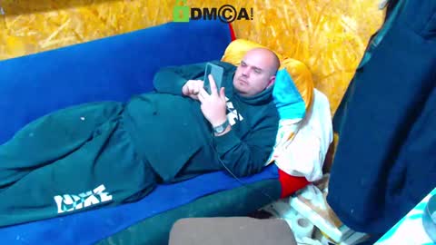 George  Maria online show from December 5, 2:39 pm