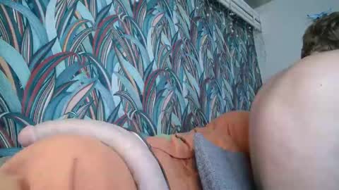 Snapshot of bizoukey15 chatting on September 11, 2:13 am bizoukey15 online show from September 11, 2:13 am