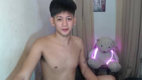 alex online show from December 16, 4:57 pm