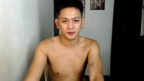 Snapshot of bj_alex31 chatting on January 5, 3:34 pm alex online show from January 5, 3:34 pm