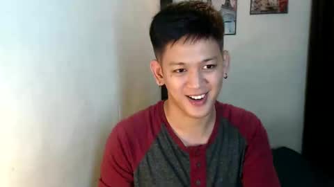 Snapshot of bj_alex31 chatting on February 8, 9:46 pm alex online show from February 8, 9:46 pm