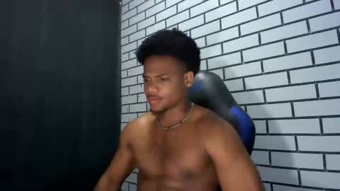 tu morenito online show from January 8, 2:06 am