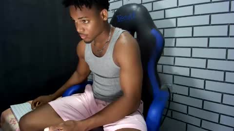 tu morenito online show from February 16, 12:09 am