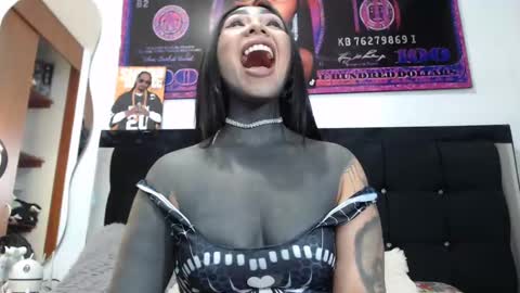 karenth soto online show from January 6, 3:09 am