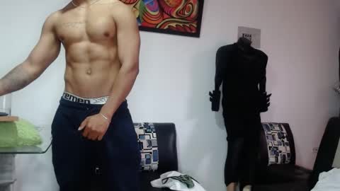 black_hot26 online show from October 7, 2:24 pm