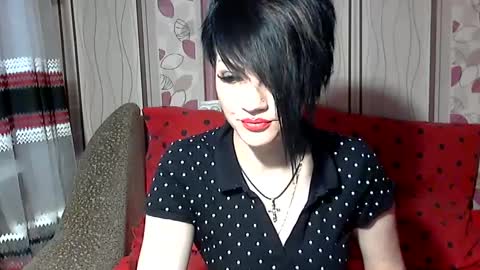 Snapshot of black_hot_01 chatting on February 15, 7:27 am black_hot_01 online show from February 15, 7:27 am