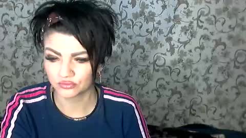Snapshot of black_hot_01 chatting on October 2, 6:45 am black_hot_01 online show from October 2, 6:45 am