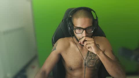 Master online show from February 4, 3:54 am