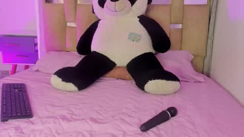 B L A C K  R O S E  online show from February 5, 11:58 am