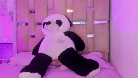 B L A C K  R O S E  online show from February 13, 11:46 am