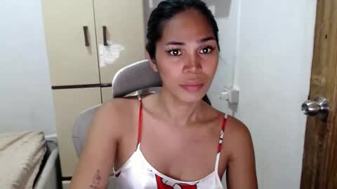 savanna online show from April 12, 2:04 am