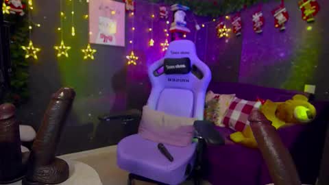 Alice online show from January 15, 7:44 pm