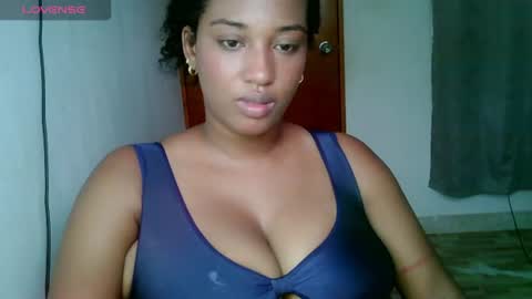 Shophie White online show from July 25, 9:35 pm