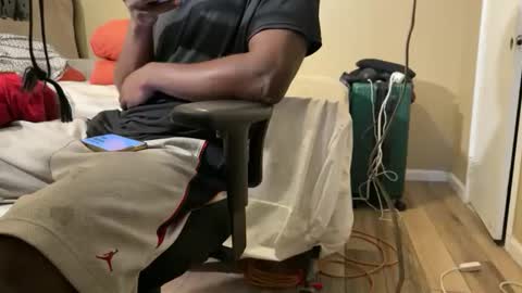 blackjag107 online show from November 12, 8:05 am