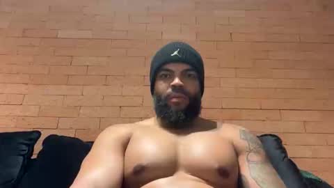 Macauly online show from November 5, 10:34 pm