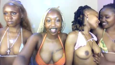 blackqueen2030  online show from May 24, 4:02 pm