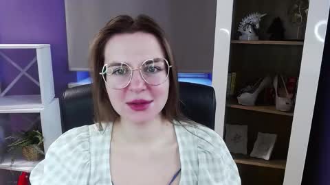 Z O E Y online show from March 25, 5:36 am