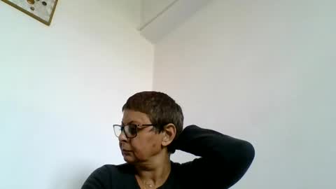 Snapshot of blackwidow05 chatting on October 16, 1:44 pm Black Widow online show from October 16, 1:44 pm
