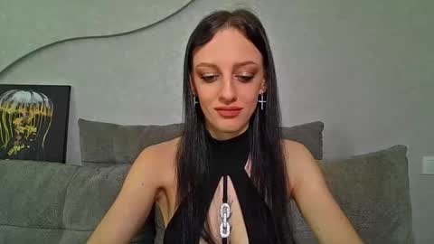 Ivy online show from February 13, 12:08 pm