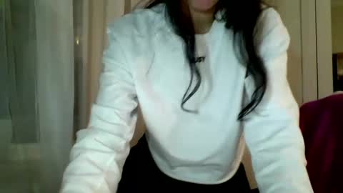 Ivy online show from February 13, 7:52 pm