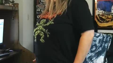 bladesizzo3111 online show from October 12, 5:55 am