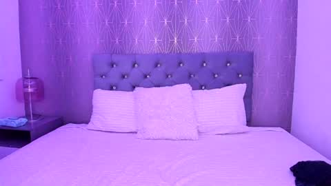 blair_hart online show from May 4, 9:10 pm