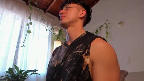 Blake Levi  Independent Model online show from May 15, 4:14 pm
