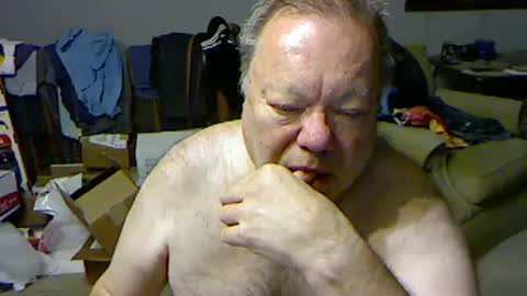 Snapshot of blemon32 chatting on September 18, 11:58 am Bob online show from September 18, 11:58 am