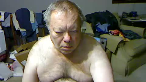 Snapshot of blemon32 chatting on October 12, 12:25 am Bob online show from October 12, 12:25 am